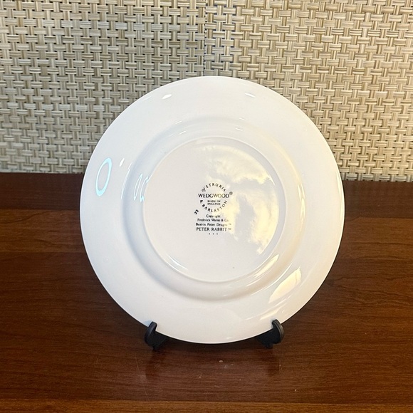 VTG 1980s Wedgewood Peter Rabbit Child's Plate, Bowl & Cup 3 Piece Set England - Picture 5 of 16